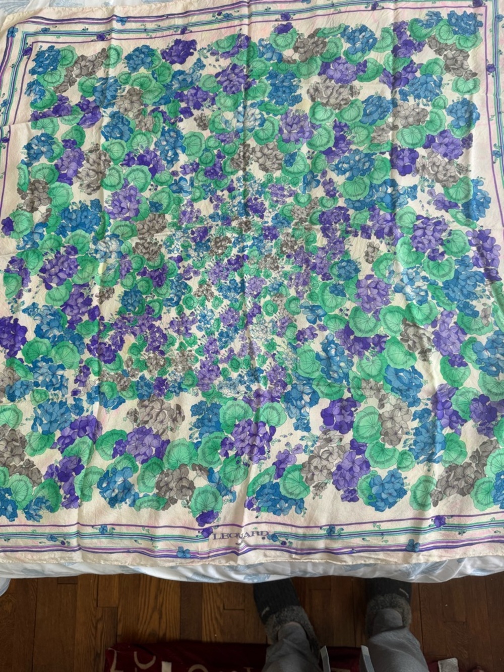 Lots of 5 luxury scarves